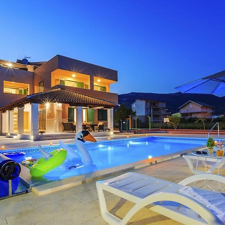 Villa Rusula Rudine  Luaran gambar